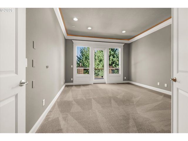 14053 Se CLAREMONT St, Happy Valley, OR 97086
