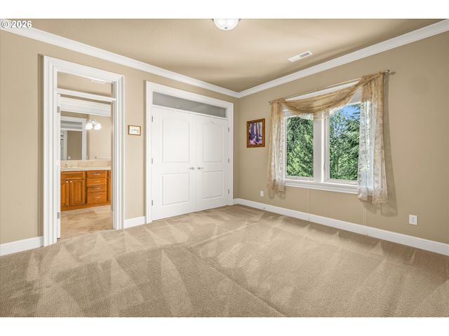 14053 Se CLAREMONT St, Happy Valley, OR 97086