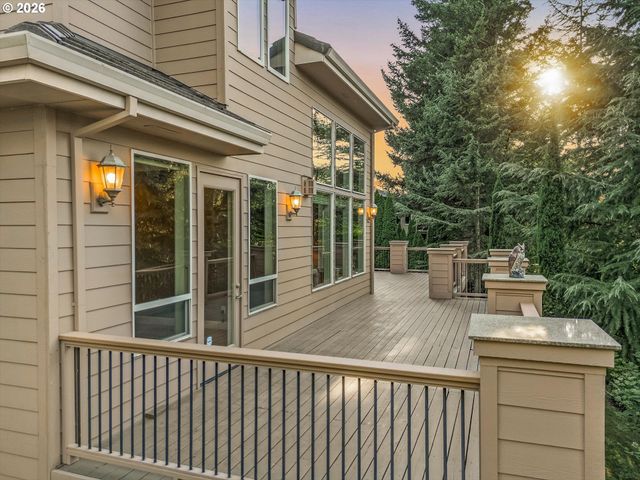 14053 Se CLAREMONT St, Happy Valley, OR 97086