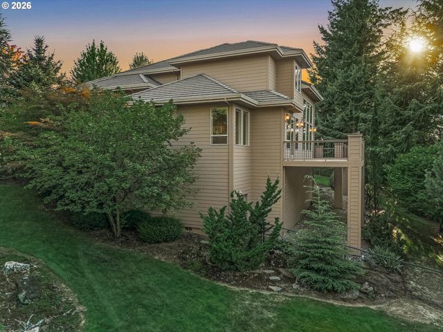 14053 Se CLAREMONT St, Happy Valley, OR 97086
