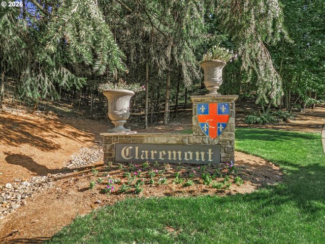 14053 Se CLAREMONT St, Happy Valley, OR 97086