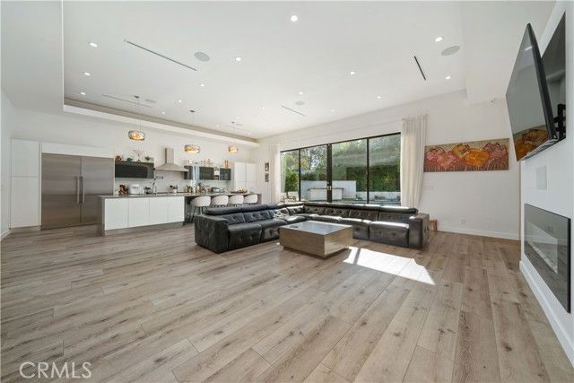 5631 Wilhelmina Avenue, Woodland Hills (los Angeles), CA 91367