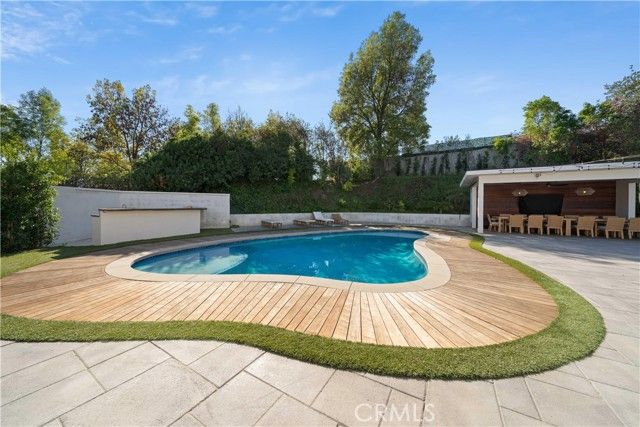 5631 Wilhelmina Avenue, Woodland Hills (los Angeles), CA 91367