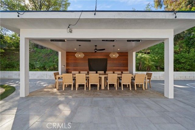 5631 Wilhelmina Avenue, Woodland Hills (los Angeles), CA 91367