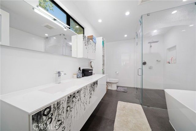 5631 Wilhelmina Avenue, Woodland Hills (los Angeles), CA 91367