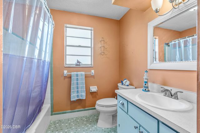 918 Wells Drive, South Daytona, FL 32119