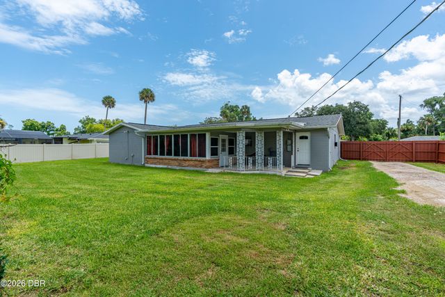 918 Wells Drive, South Daytona, FL 32119