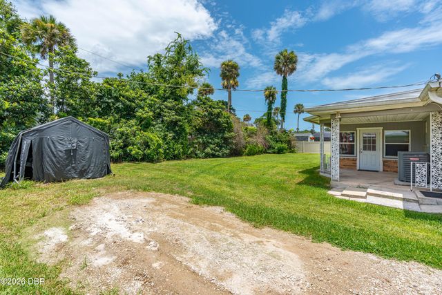 918 Wells Drive, South Daytona, FL 32119