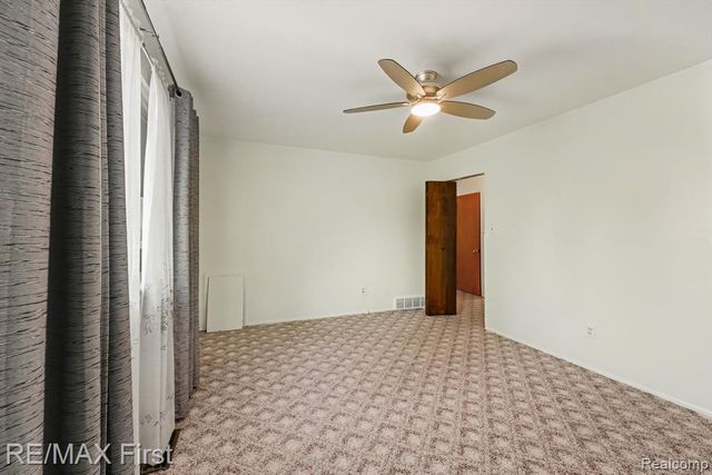 15628 Canberra Street, Roseville, MI 48066