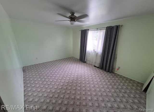 15628 Canberra Street, Roseville, MI 48066