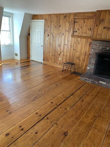 59 Atlantic Ave. A, Marblehead, MA 01945