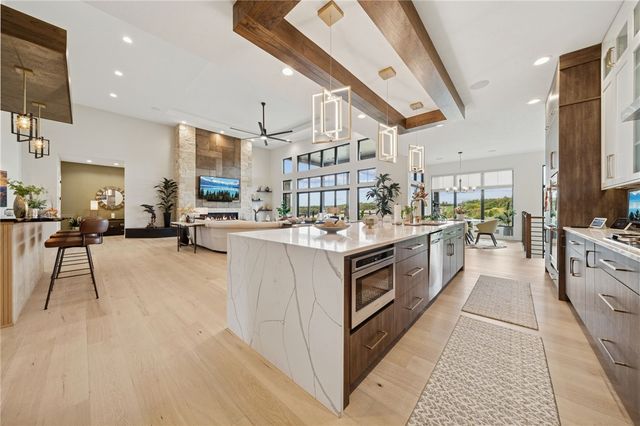 2099 Totteridge Dr, Salem Twp, PA 15601