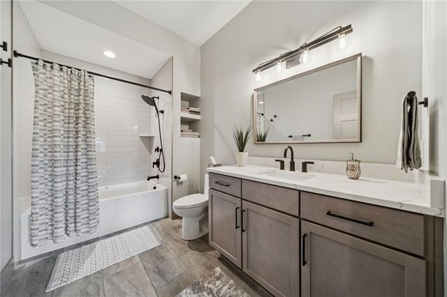 2099 Totteridge Dr, Salem Twp, PA 15601