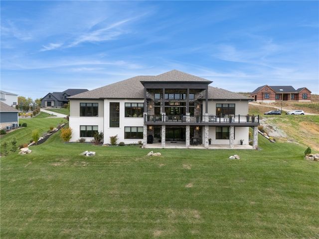 2099 Totteridge Dr, Salem Twp, PA 15601