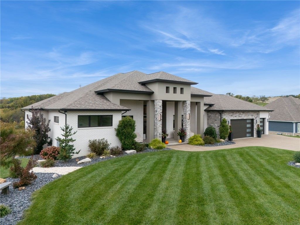 2099 Totteridge Dr, Salem Twp, PA 15601