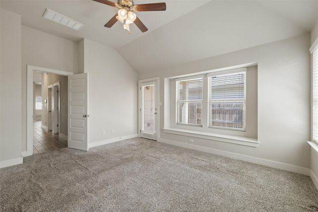 118 Trailstone DR, Bastrop, TX 78602
