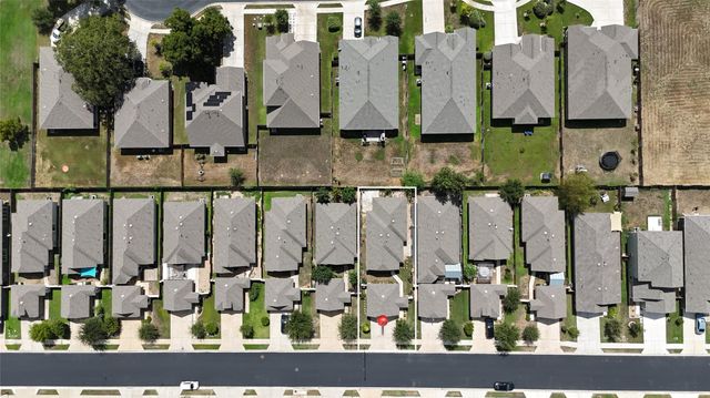 118 Trailstone DR, Bastrop, TX 78602