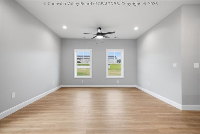 105 Ruffner Circle, Fraziers Bottom, WV 25082