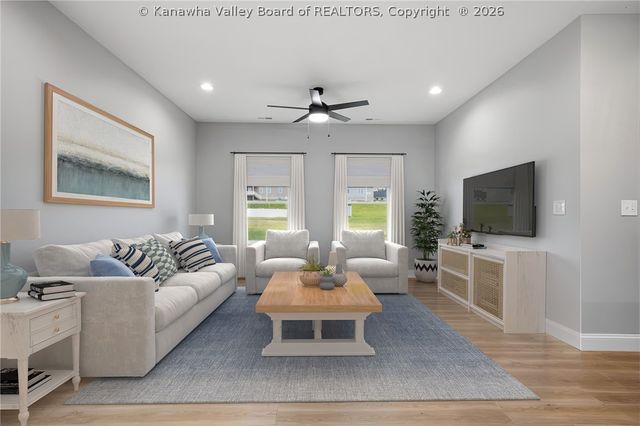 105 Ruffner Circle, Fraziers Bottom, WV 25082