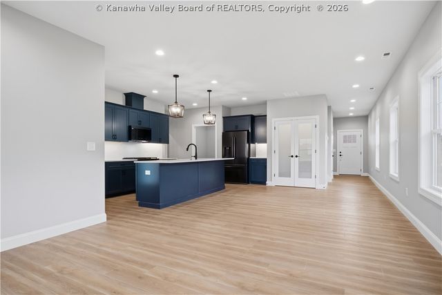 105 Ruffner Circle, Fraziers Bottom, WV 25082
