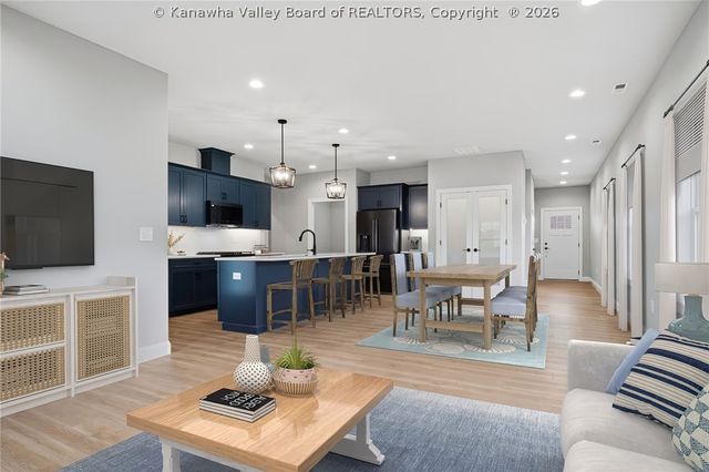 105 Ruffner Circle, Fraziers Bottom, WV 25082
