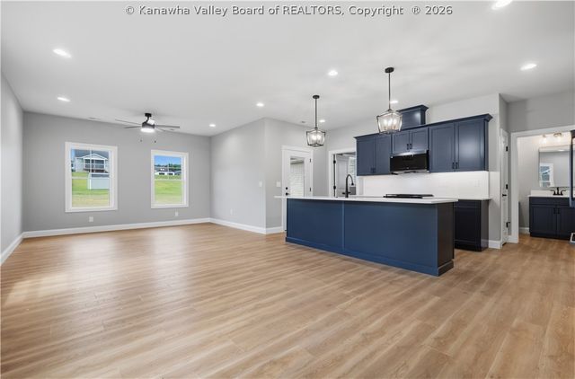105 Ruffner Circle, Fraziers Bottom, WV 25082