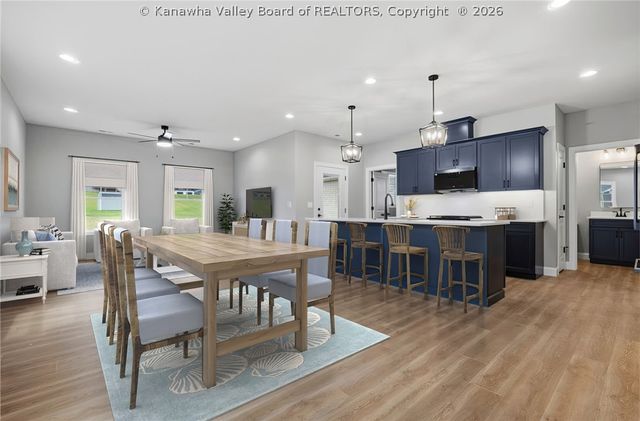 105 Ruffner Circle, Fraziers Bottom, WV 25082