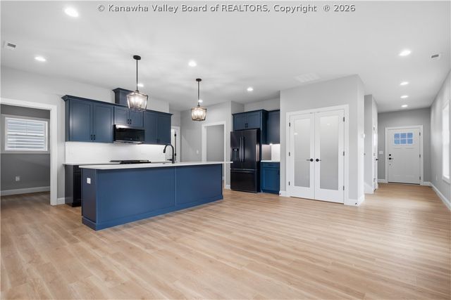105 Ruffner Circle, Fraziers Bottom, WV 25082