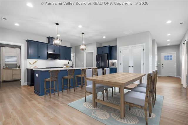 105 Ruffner Circle, Fraziers Bottom, WV 25082