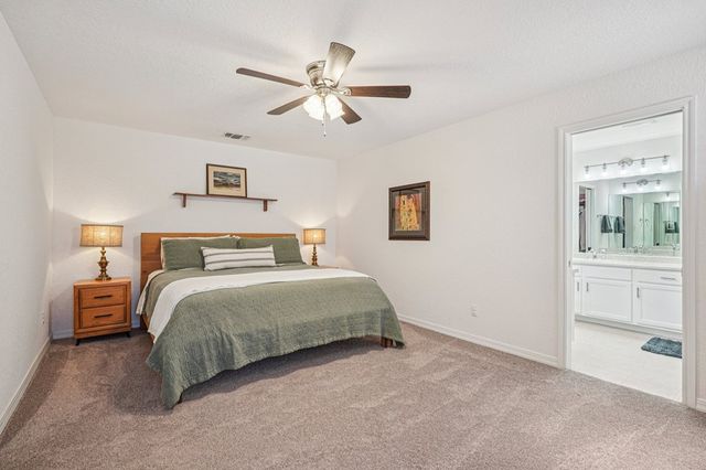 1911 N Weston Loop, Kerrville, TX 78028