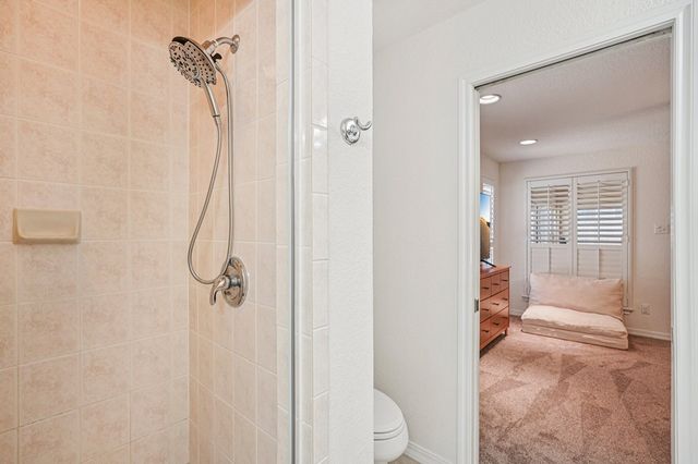 1911 N Weston Loop, Kerrville, TX 78028