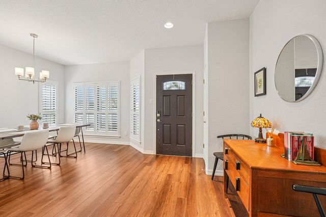 1911 N Weston Loop, Kerrville, TX 78028