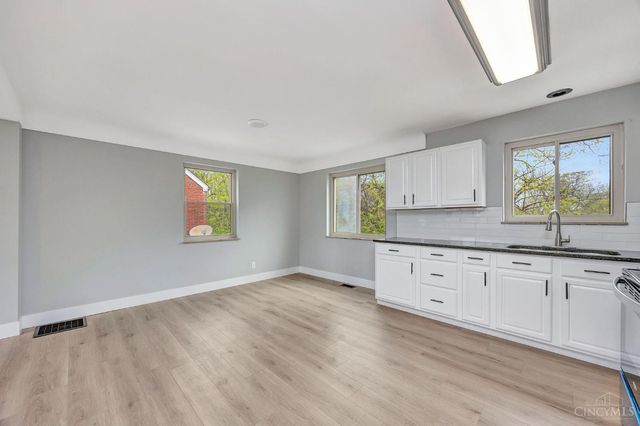 5306 Fox Road, Cincinnati, OH 45239