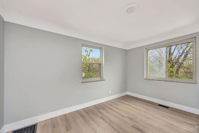 5306 Fox Road, Cincinnati, OH 45239