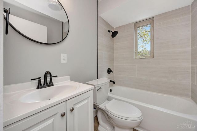5306 Fox Road, Cincinnati, OH 45239