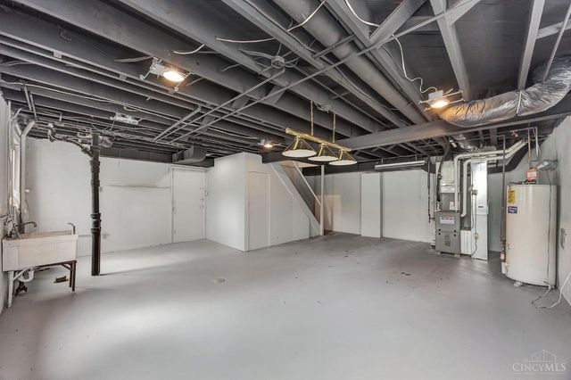 5306 Fox Road, Cincinnati, OH 45239
