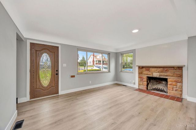 5306 Fox Road, Cincinnati, OH 45239