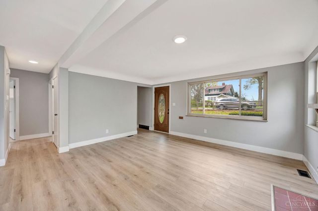 5306 Fox Road, Cincinnati, OH 45239