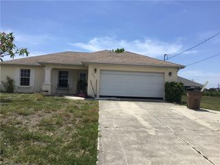 1522 Nelson RD N, Cape Coral, FL 33993
