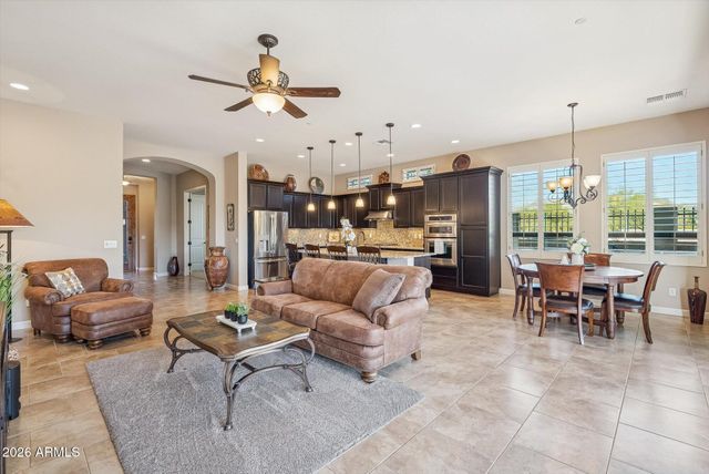 8747 E JAEGER Street, Mesa, AZ 85207