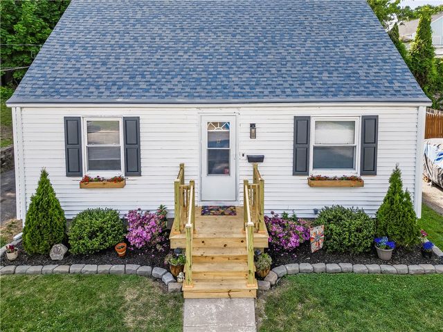 17 caporal Street, Cranston, RI 02910