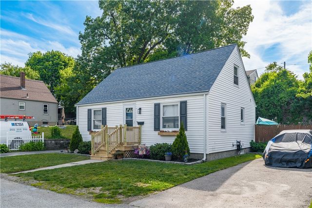 17 caporal Street, Cranston, RI 02910