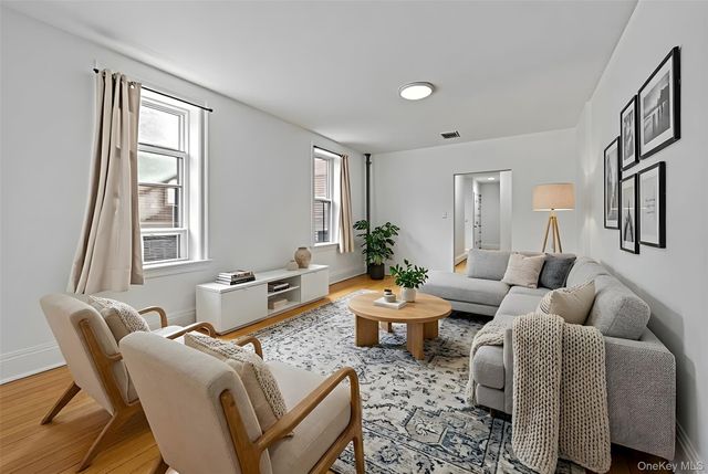 811 Walton Avenue F21, Bronx, NY 10451