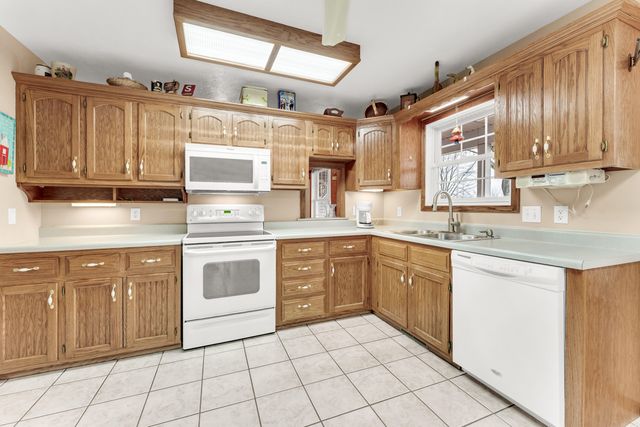 739 Timber Ridge Road, Marshfield, MO 65706