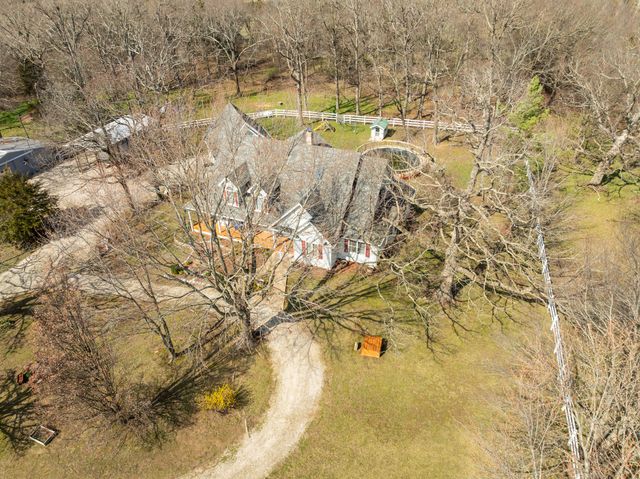 739 Timber Ridge Road, Marshfield, MO 65706