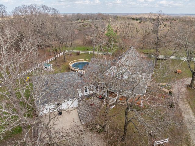 739 Timber Ridge Road, Marshfield, MO 65706