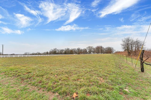 739 Timber Ridge Road, Marshfield, MO 65706