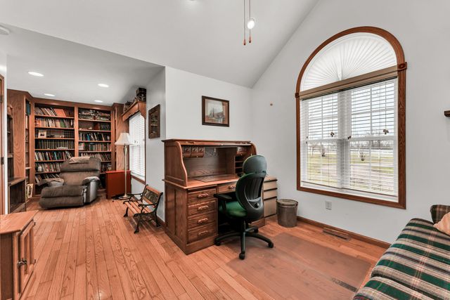 739 Timber Ridge Road, Marshfield, MO 65706