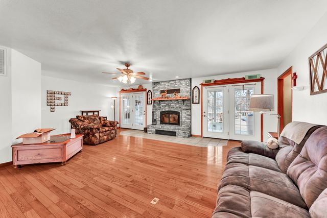 739 Timber Ridge Road, Marshfield, MO 65706