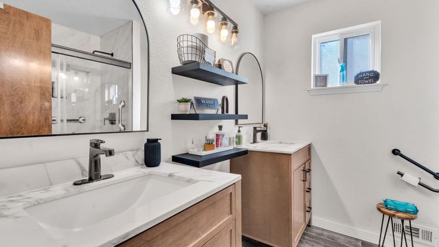 8001 Pickard Avenue NE, Albuquerque, NM 87110